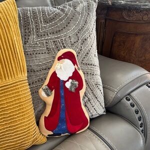 Limited edition Artisan Patti Christmas 2002 Santa Decor Pillow # 21/150